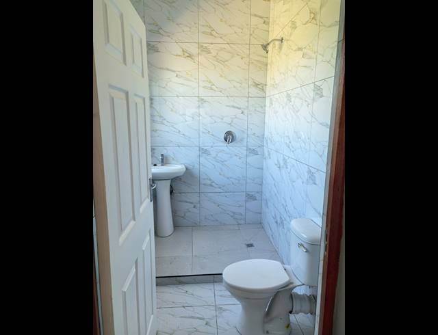 1 BEDROOM ROOM TO LET IN UMBILO